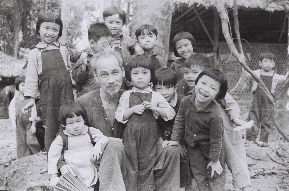 nam-mo-thay-bac-ho-la-diem-gi-giai-ma-giac-mo-thay-bac-2456