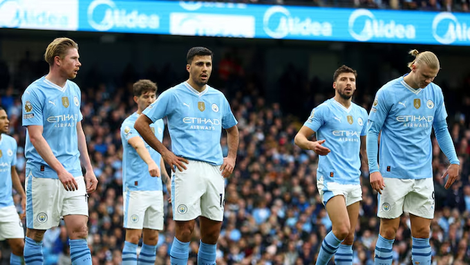 hinh-anh-dan-sao-man-city-tim-duong-thao-chay-khoi-etihad-2303-0