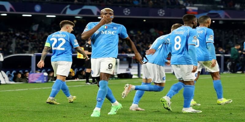 hinh-anh-clb-napoli-hanh-trinh-bong-da-mien-nam-italy-tai-bongdalu-2360-0