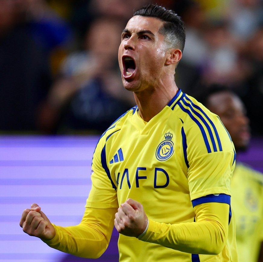 hinh-anh-cristiano-ronaldo-huyen-thoai-so-mot-the-gioi-bong-da-hien-dai-4768-0